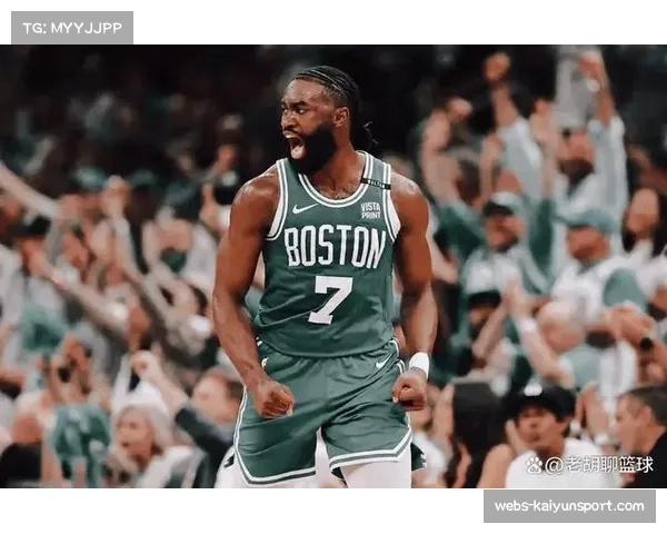 杰伦-布朗50分对飙莱纳德，绿军主场沸腾